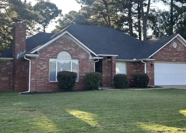 Property at 313 Salem Rd, Conway, AR, 72034, 3 beds, 2 baths, [object Object]