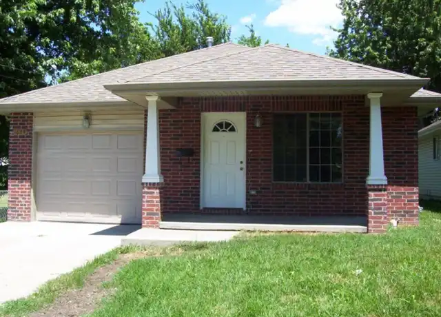 Property at 1604 N Golden Ave, Springfield, MO, 65802, 3 beds, 2 baths, [object Object]