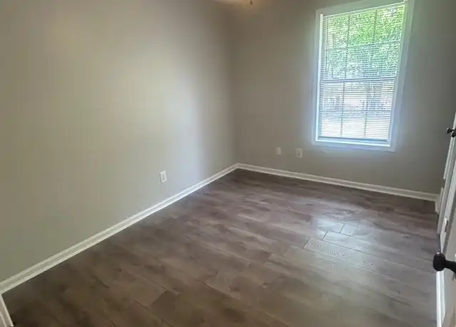Property at 113 Premiere Ct, Anderson, SC, 29621, 2 beds, 1 bath, [object Object]