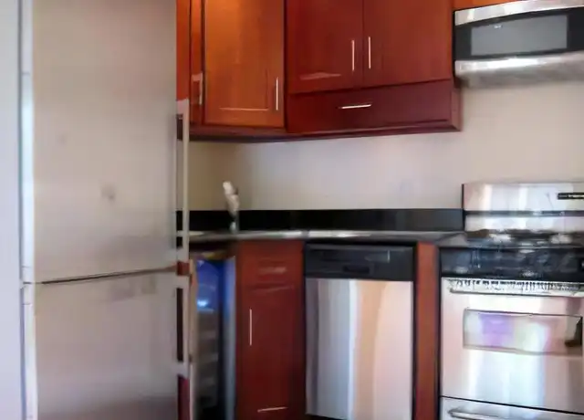 Property at 444 W 52nd St Unit 5E, New York, NY, 10019, 3 beds, 1 bath, [object Object]