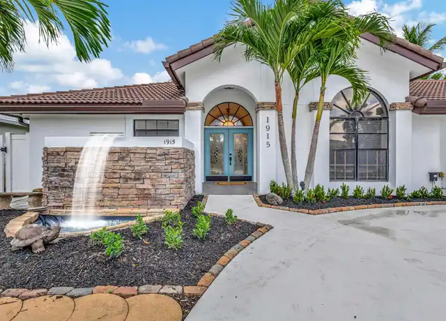 Property at 1915 Newhaven Ave, Wellington, FL, 33414, 4 beds, 2 baths, [object Object]