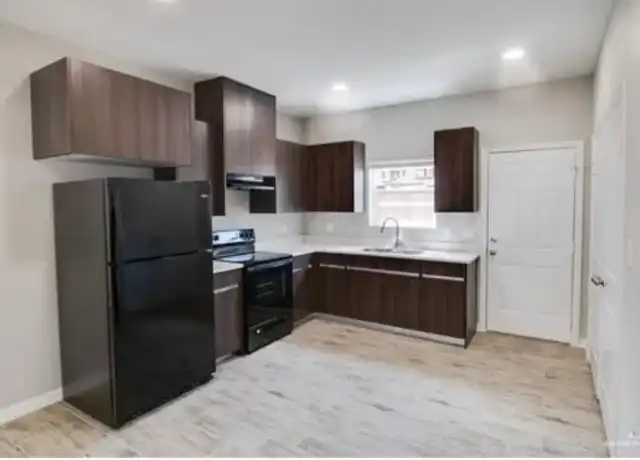 Property at 808 W Sunset Valley St Unit 2, Alton, TX, 78573, 3 beds, 2 baths, [object Object]
