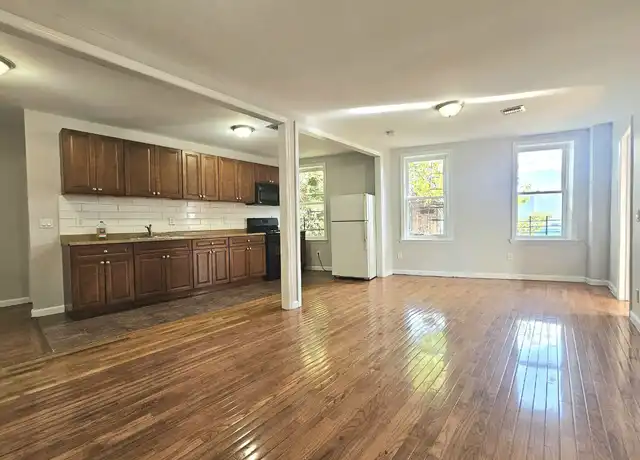 Property at 487 18th Ave Unit 7, Newark, NJ, 07103, 2 beds, 1 bath, [object Object]
