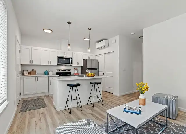 Property at 2 Chelan Pl, Tacoma, WA, 98409, 1 bed, 1 bath, [object Object]