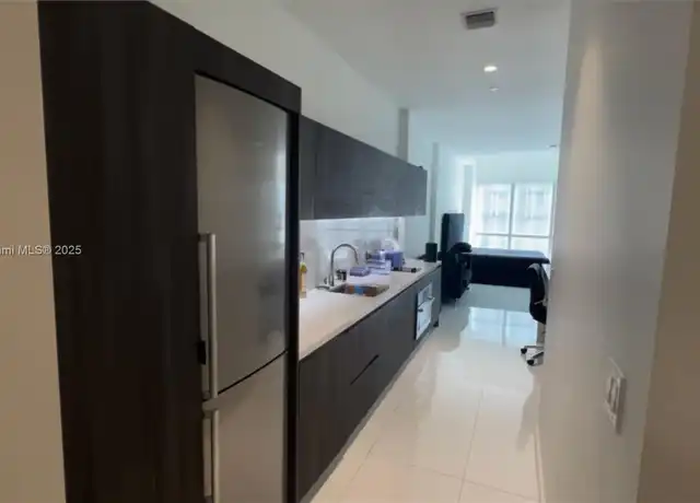 Property at 851 NE 1st Ave Unit 505, Miami, FL, 33132, 0 beds, 1 bath, [object Object]