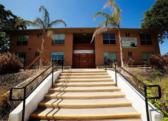 Property at The Native - 819 E Grayson St, San Antonio, TX, 78208, 2 beds, 1 bath, [object Object]