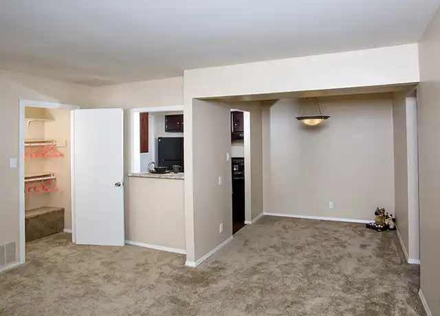 Property at North Park Apartments of Evansville - 1125 Wellington Dr, Evansville, IN, 47710, 1 bed, 1 bath, [object Object]
