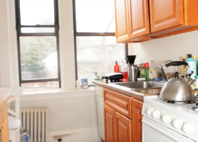 Property at 52 Cummings Rd #4, Brighton, MA, 02135, 1 bed, 1 bath, [object Object]