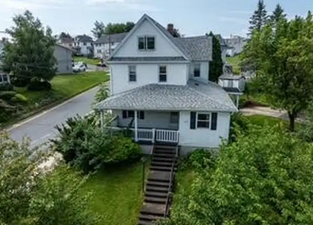Property at 838 George St, Throop, PA, 18512, 4 beds, 1.5 baths, [object Object]