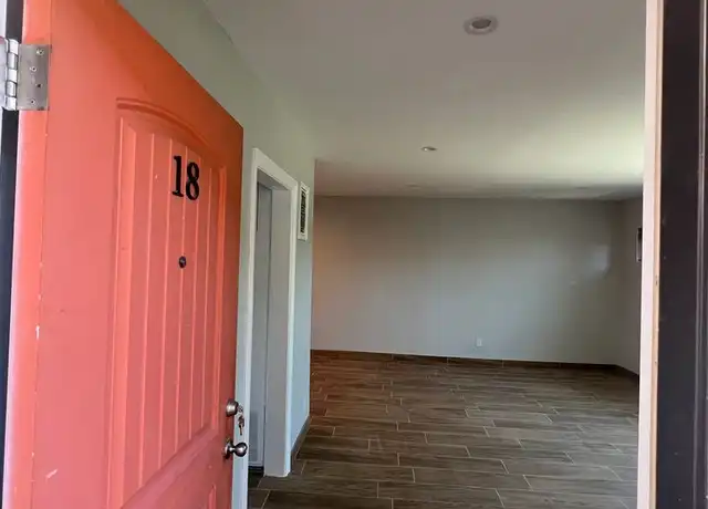 Property at 7237 Variel Ave Unit 18, Canoga Park, CA, 91303, 2 beds, 1 bath, [object Object]