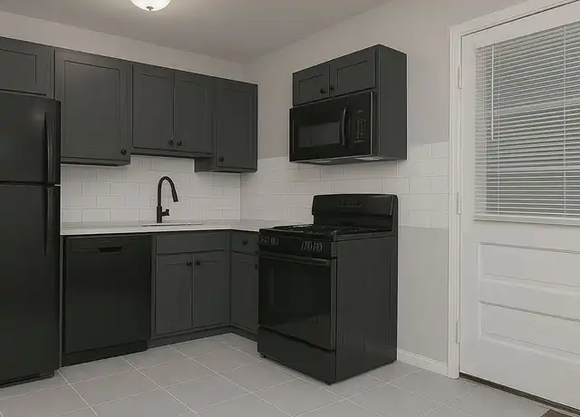 Property at 218 Mount Holly Ave Unit 4, Louisville, KY, 40206, 2 beds, 1 bath, [object Object]