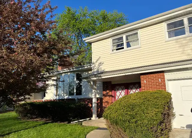 Property at 2403 N Verde Dr, Arlington Heights, IL, 60004, 4 beds, 2.5 baths, [object Object]