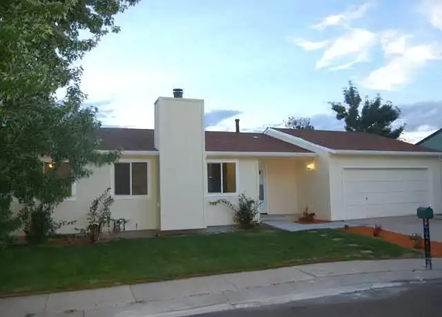 Property at 630 San Gabriel Pl, Colorado Springs, CO, 80906, 3 beds, 2 baths, [object Object]