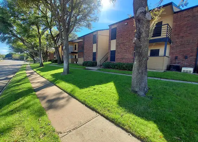 Property at 112 Holly Park Dr, Arlington, TX, 76014, 1-2 bed, 1 bath, [object Object]