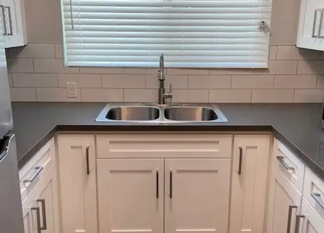 Property at 12931 Oxnard St, Van Nuys, CA, 91401, 1 bed, 1 bath, [object Object]