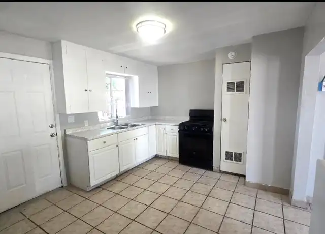 Property at 220 E Fort Lowell Rd Unit FO220-8, Tucson, AZ, 85705, 1 bed, 1 bath, [object Object]