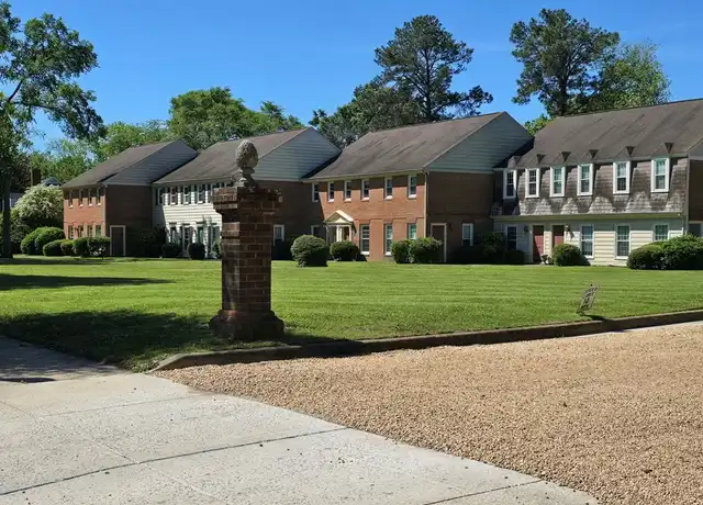 Property at 3812 Hermitage Rd Unit I, Richmond, VA, 23227, 2 beds, 1.5 baths, [object Object]