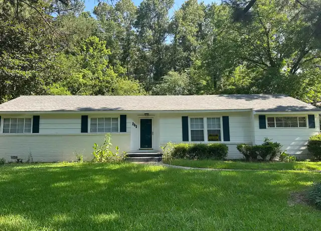 Property at 205 Wildwood Ter, Jackson, MS, 39212, 3 beds, 2 baths, [object Object]