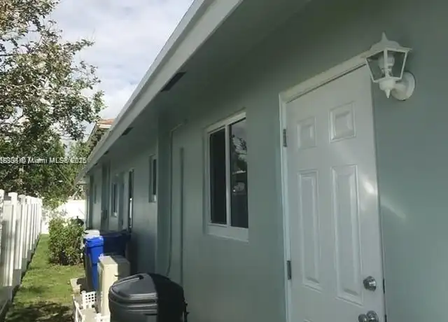 Property at 1231 NE 23rd Ave Unit 3, Pompano Beach, FL, 33062, 1 bed, 1 bath, [object Object]