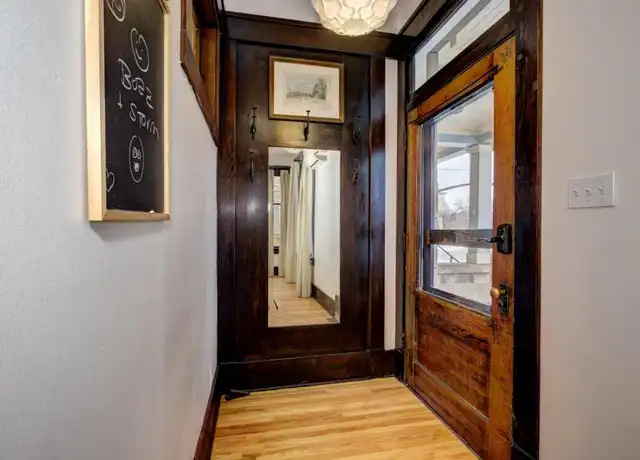 Property at 712 N 8th St Unit 2, Boise, ID, 83702, 2 beds, 1 bath, [object Object]