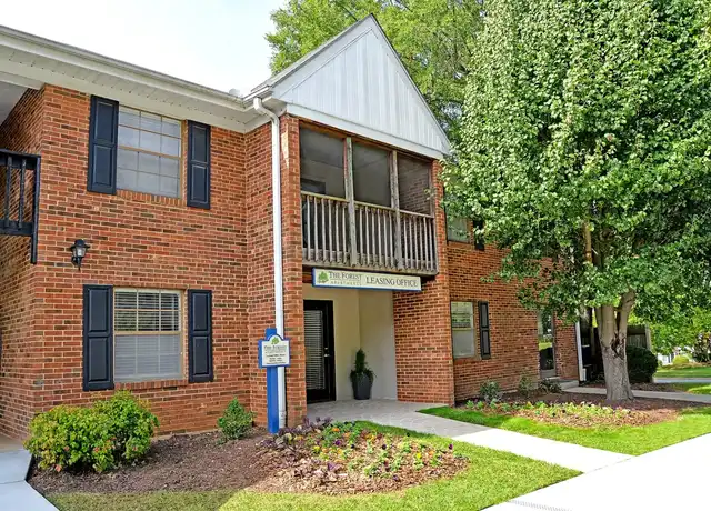 Property at The Forest Apartments - 402H E Montcastle Dr, Greensboro, NC, 27406, 1-2 bed, 1-2 bath, [object Object]