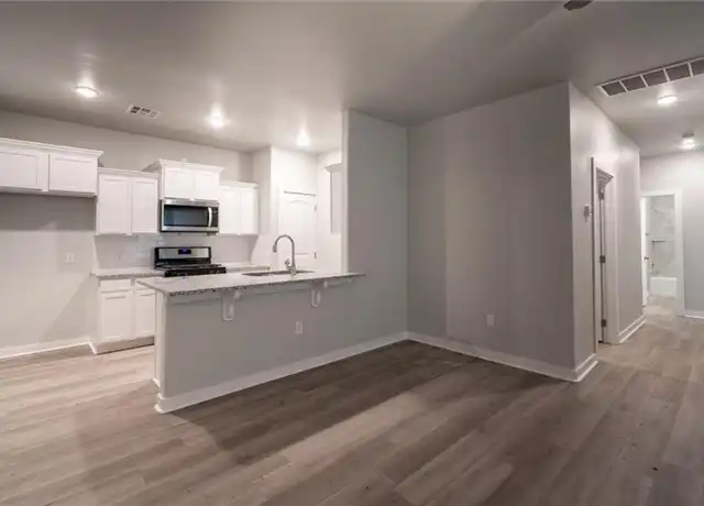 Property at 1308 E Cavanaugh St, El Reno, OK, 73036, 3 beds, 2 baths, [object Object]