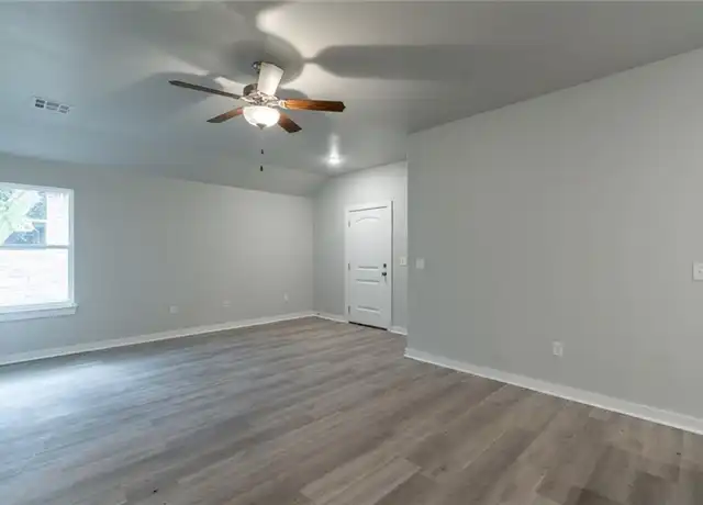 Property at 1308 E Cavanaugh St, El Reno, OK, 73036, 3 beds, 2 baths, [object Object]