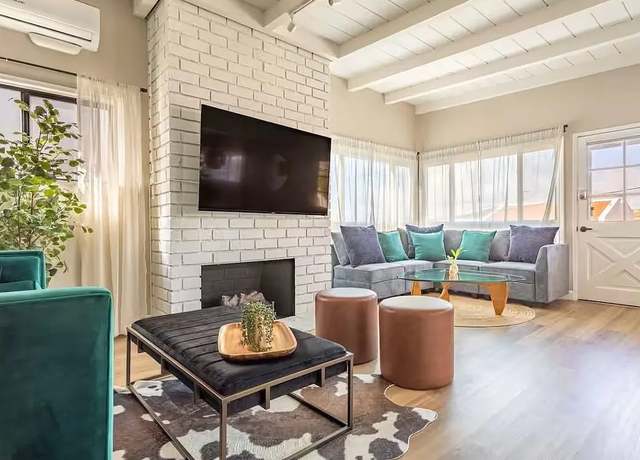 Photo of 326 Rosecrans Ave, Manhattan Beach, CA 90266