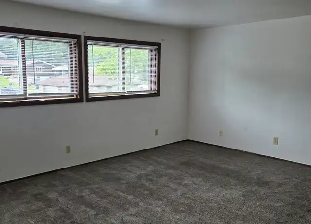 Property at 1213 E Union Ave, Wausau, WI, 54403, 2 beds, 1 bath, [object Object]