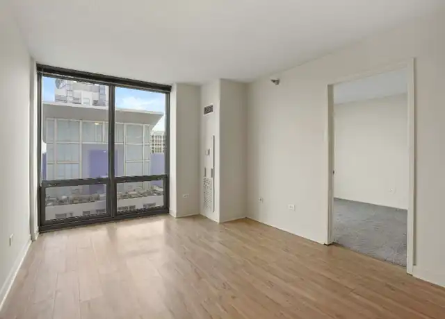 Property at 1276 S Michigan Ave, Chicago, IL, 60605, 1 bed, 1 bath, [object Object]