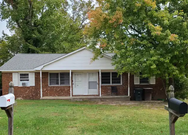 Property at 1413 Ardmore Dr Unit B, Greensboro, NC, 27401, 2 beds, 1 bath, [object Object]