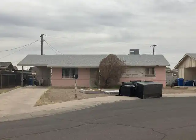 Property at 4641 S 17th Pl, Phoenix, AZ, 85040, 3 beds, 2 baths, [object Object]