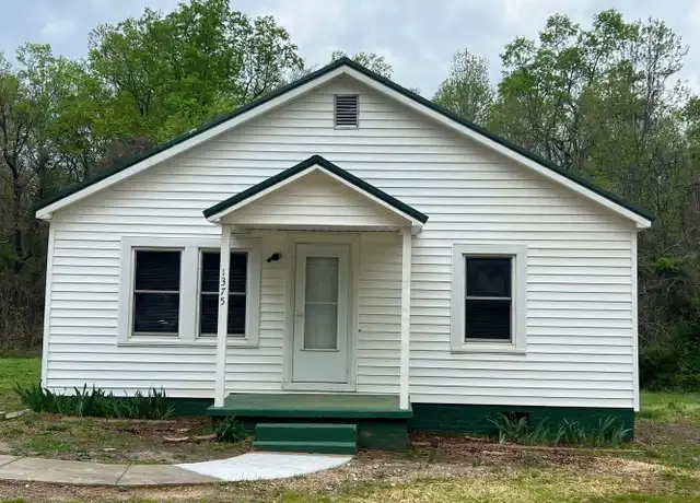 Property at 1375 Mount Ulla Hwy, Mooresville, NC, 28115, 2 beds, 1 bath, [object Object]