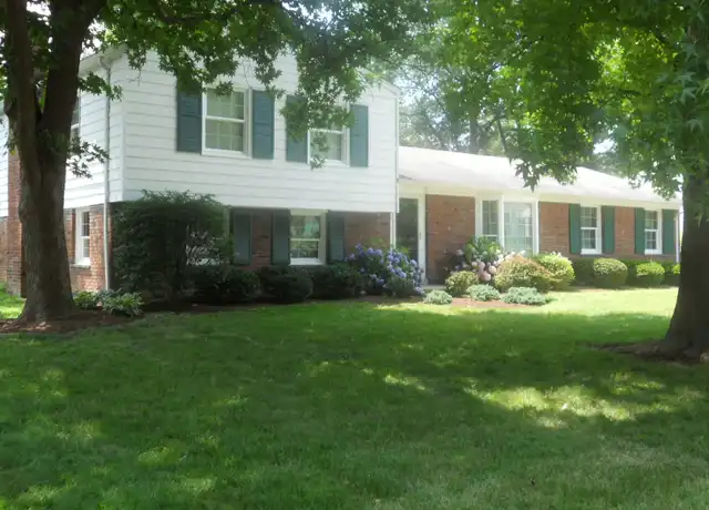 Property at 329 Nantucket Dr, Ballwin, MO, 63011, 3 beds, 2 baths, [object Object]