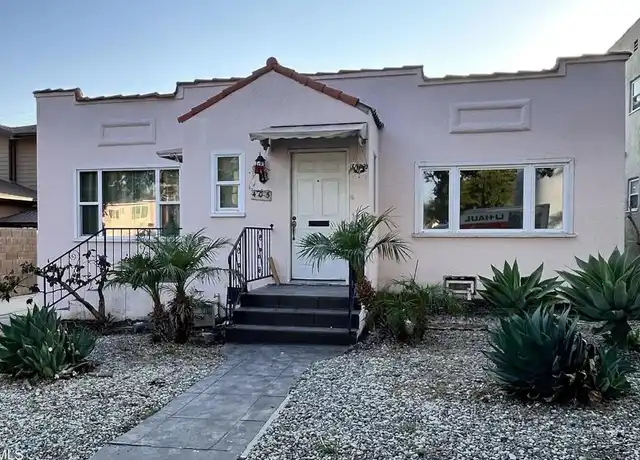 Property at 405 S Verdugo Rd, Glendale, CA, 91205, 2 beds, 2 baths, [object Object]