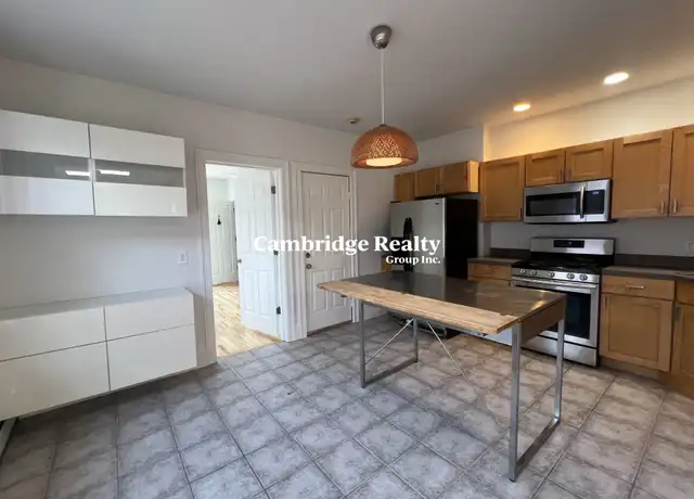 Property at 1228 Cambridge St #4, Cambridge, MA, 02139, 2 beds, 1 bath, [object Object]
