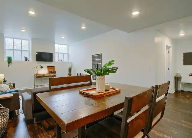 Property at 1839 Green St, Harrisburg, PA, 17102, 1 bed, 1 bath, [object Object]