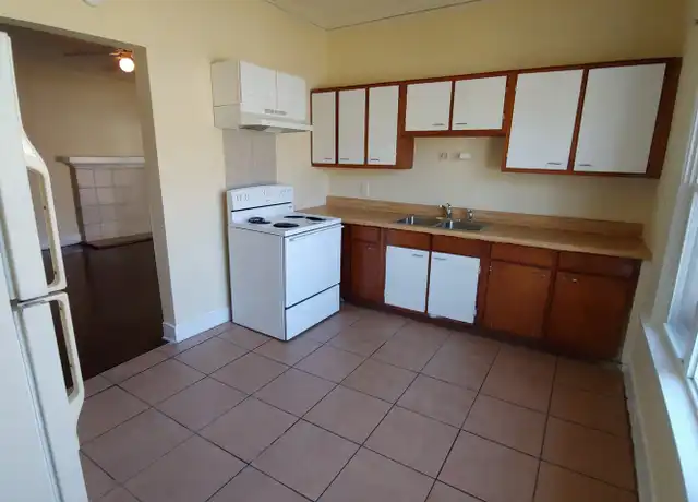 Property at 980 Harte Dr SW Unit 1, Atlanta, GA, 30310, 1 bed, 1 bath, [object Object]