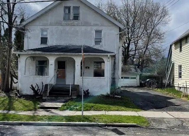Property at 8 Harrison Ave Unit 1R, Endicott, NY, 13760, 2 beds, 1.5 baths, [object Object]