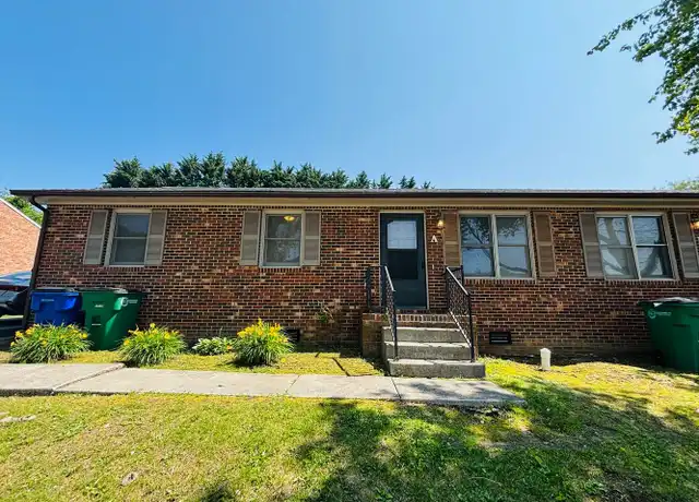 Property at 1530 Pine St Unit A, Christiansburg, VA, 24073, 3 beds, 1 bath, [object Object]