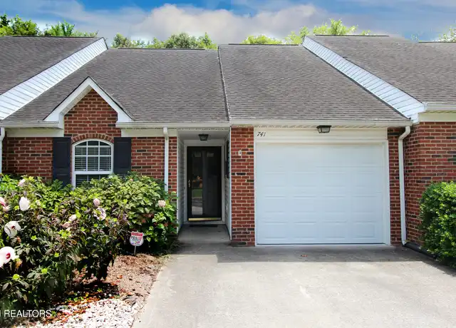Property at 741 Harbor Way, Farragut, TN, 37934, 2 beds, 2 baths, [object Object]
