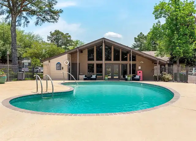 Property at Lakeshore Landing - 2144 Lakeshore Dr, Ridgeland, MS, 39157, 1-3 bed, 1-2 bath, [object Object]