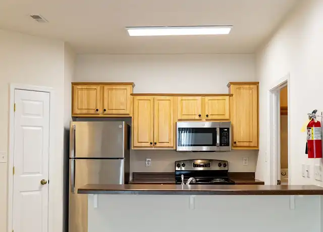 Property at Forest Ridge Apartments - 790 S Basswood Dr, Bloomington, IN, 47403, 3 beds, 2 baths, [object Object]