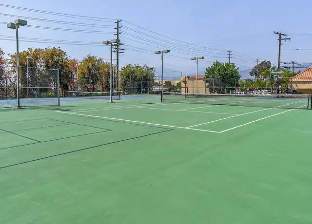 Photo of 1400 N Grand Ave, Covina, CA 91724