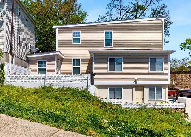 Property at 5 Aqueduct St Unit 2, Ossining, NY, 10562, 2 beds, 1 bath, [object Object]