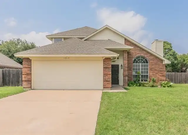 Property at 1217 Rio Grande Dr, Benbrook, TX, 76126, 3 beds, 2 baths, [object Object]