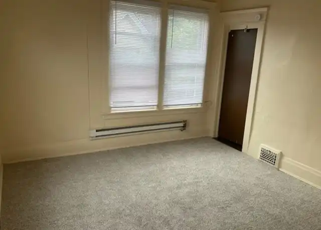 Property at 1412 W Greenfield Ave, Milwaukee, WI, 53204, 1 bed, 1 bath, [object Object]