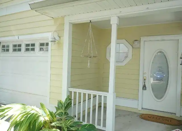 Property at 402 S Willow Ave, Tampa, FL, 33606, 2 beds, 3 baths, [object Object]
