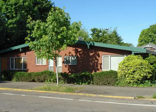 Property at 1162 Charnelton St Unit 04, Eugene, OR, 97401, 1 bed, 1 bath, [object Object]
