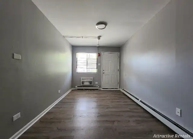 Property at 3341 Commercial Ave, South Chicago Heights, IL, 60411, 1 bed, 1 bath, [object Object]
